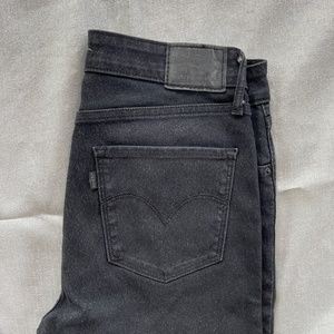 Levi’s high rise skinny leg jeans